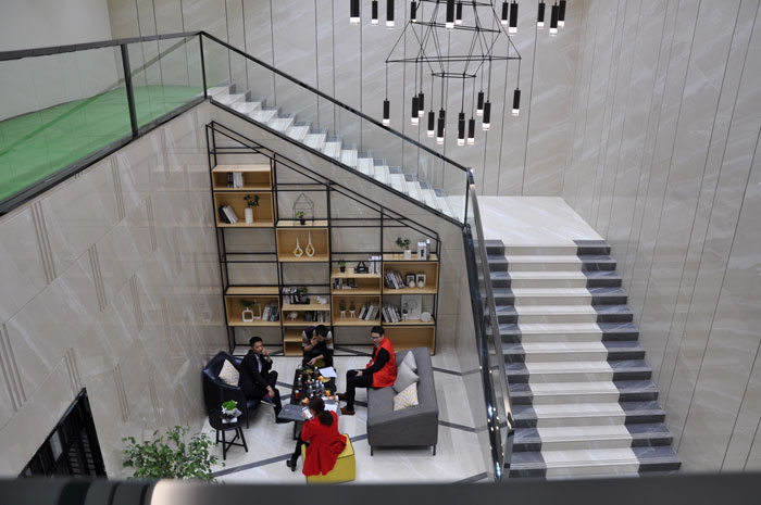 “一帶一路  設計營銷”，與O2O零售新模式攜手，2017年，金艾陶將勇往直前，開拓新戰(zhàn)場！