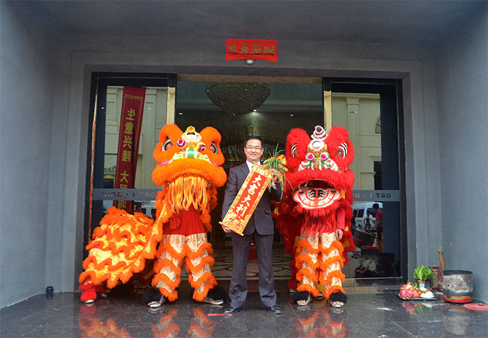 金艾陶新年開工，2017擼起袖子拼命干！