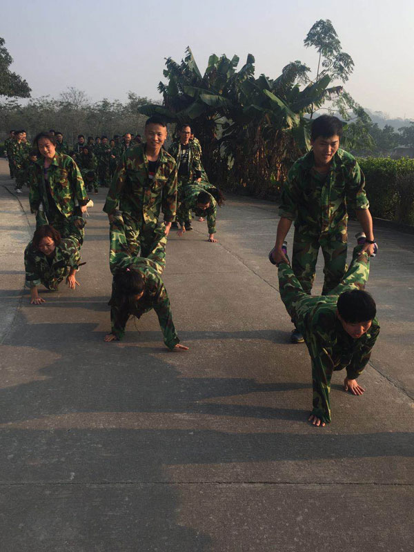 情人節(jié)，金艾陶撒的這狗糧，我干了！