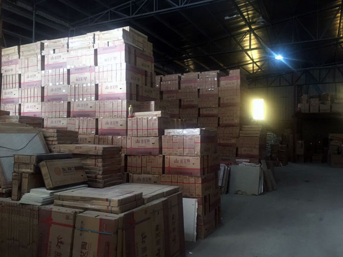 金艾陶瓷磚重慶大足區(qū)代理商胡洪軍：沒有做不成的事，只有不會(huì)做事的人