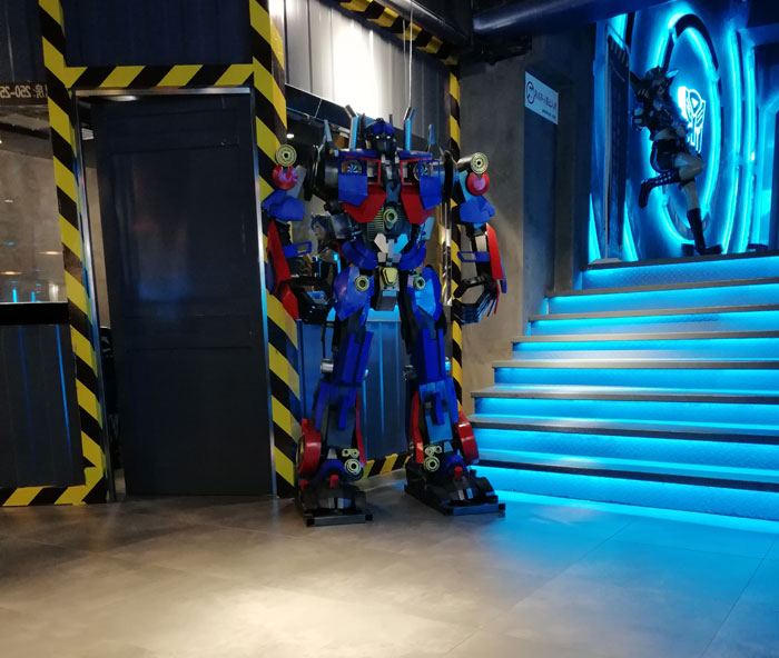 金艾陶現(xiàn)代仿古磚案例:別說了，一起去這個(gè)1000方的網(wǎng)咖開黑！