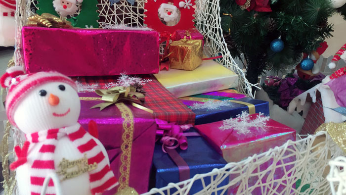 領(lǐng)導(dǎo)，我能說說“別人家公司”的圣誕怎么過的么？