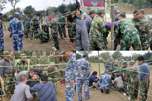 金艾陶在廣州黃埔軍校進(jìn)行軍事拓展特訓(xùn)