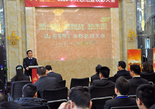 營銷總經(jīng)理羅勝做工作總結(jié)