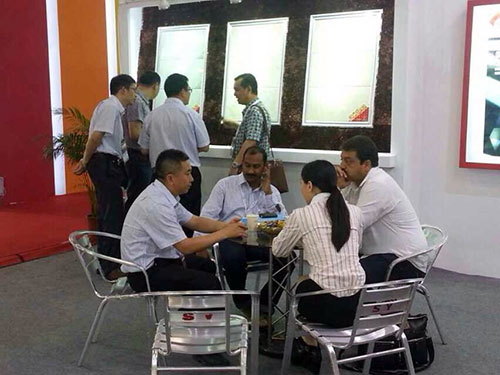 接待國(guó)內(nèi)外客商