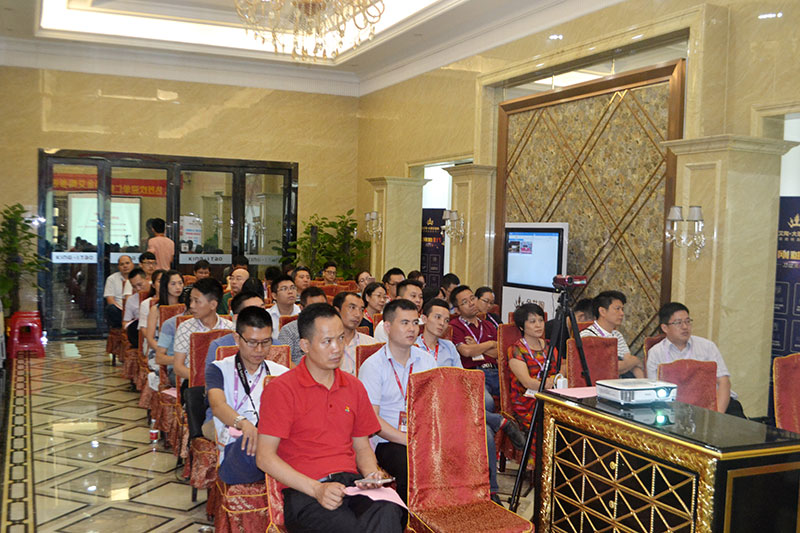 2016年9月11日，50多家佛山制造業(yè)+互聯(lián)網(wǎng)總裁交流會(huì)