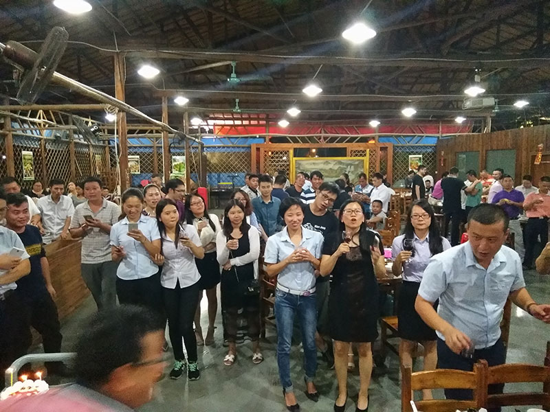 金艾陶喜迎三周年慶，感恩同行