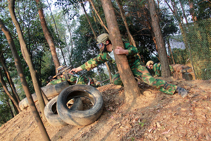 2017年2月13-15日，金艾陶“虎狼道”戶外拓展訓(xùn)練圓滿結(jié)束