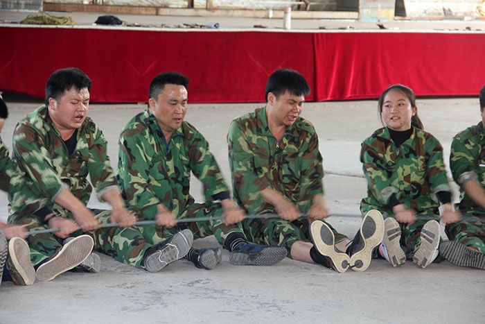 2017年2月13-15日，金艾陶“虎狼道”戶外拓展訓(xùn)練圓滿結(jié)束